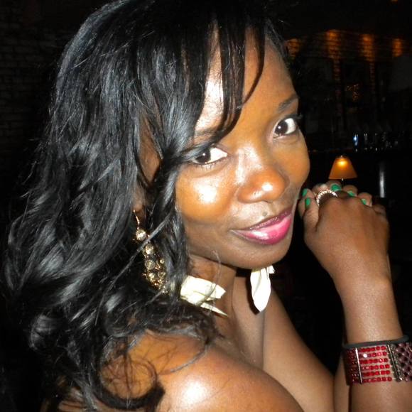 Meet your Posher, Mylika - Picture 1 of 1